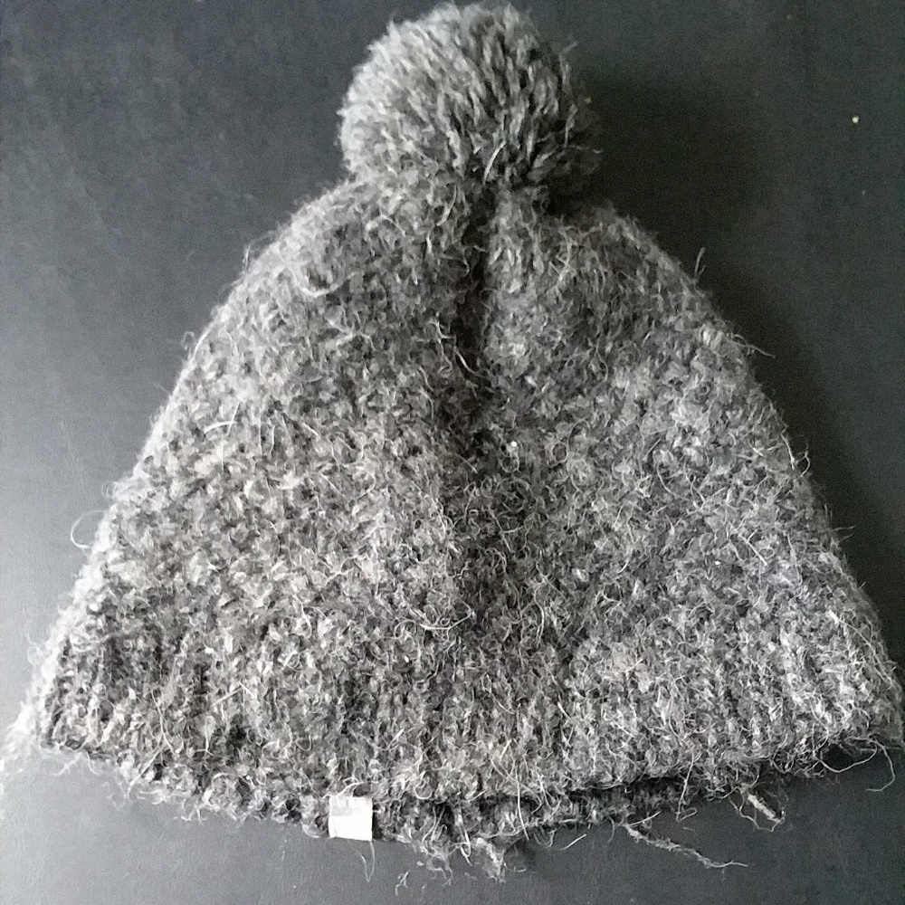 Charcoal pure wool knit beanie